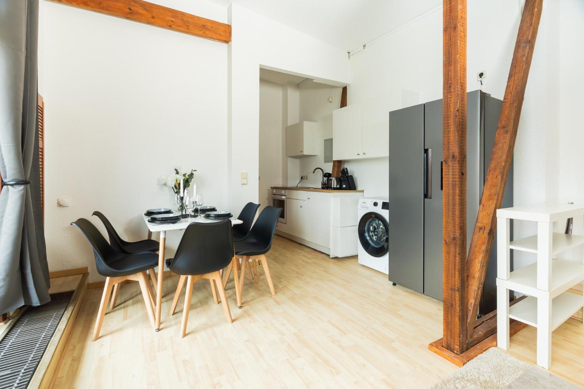 Staywell - Lichtdurchflutetes Apartment Mit Terasse Berlim Exterior foto