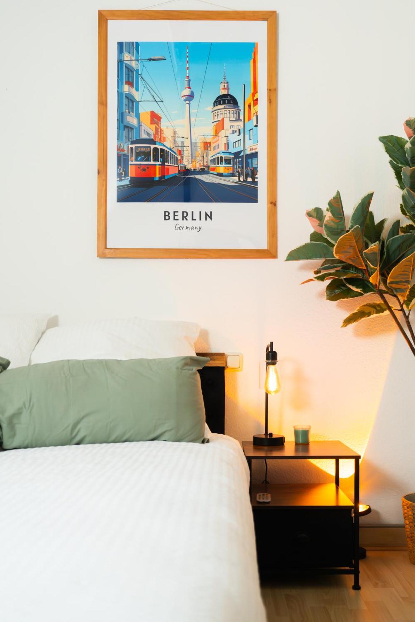 Staywell - Lichtdurchflutetes Apartment Mit Terasse Berlim Exterior foto