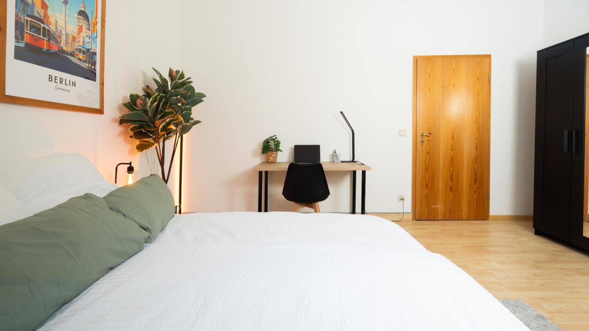 Staywell - Lichtdurchflutetes Apartment Mit Terasse Berlim Exterior foto